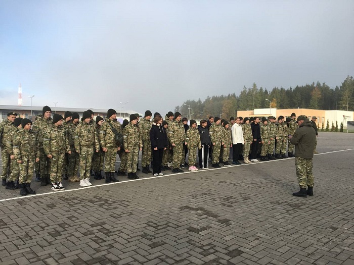 Занятия военно-патриотического клуба «Единство»